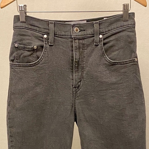 Levi’s 28 (US 6/7) Mom Jeans Silver Tab Gray High Rise Women’s Stretch Tapered - Picture 4 of 12